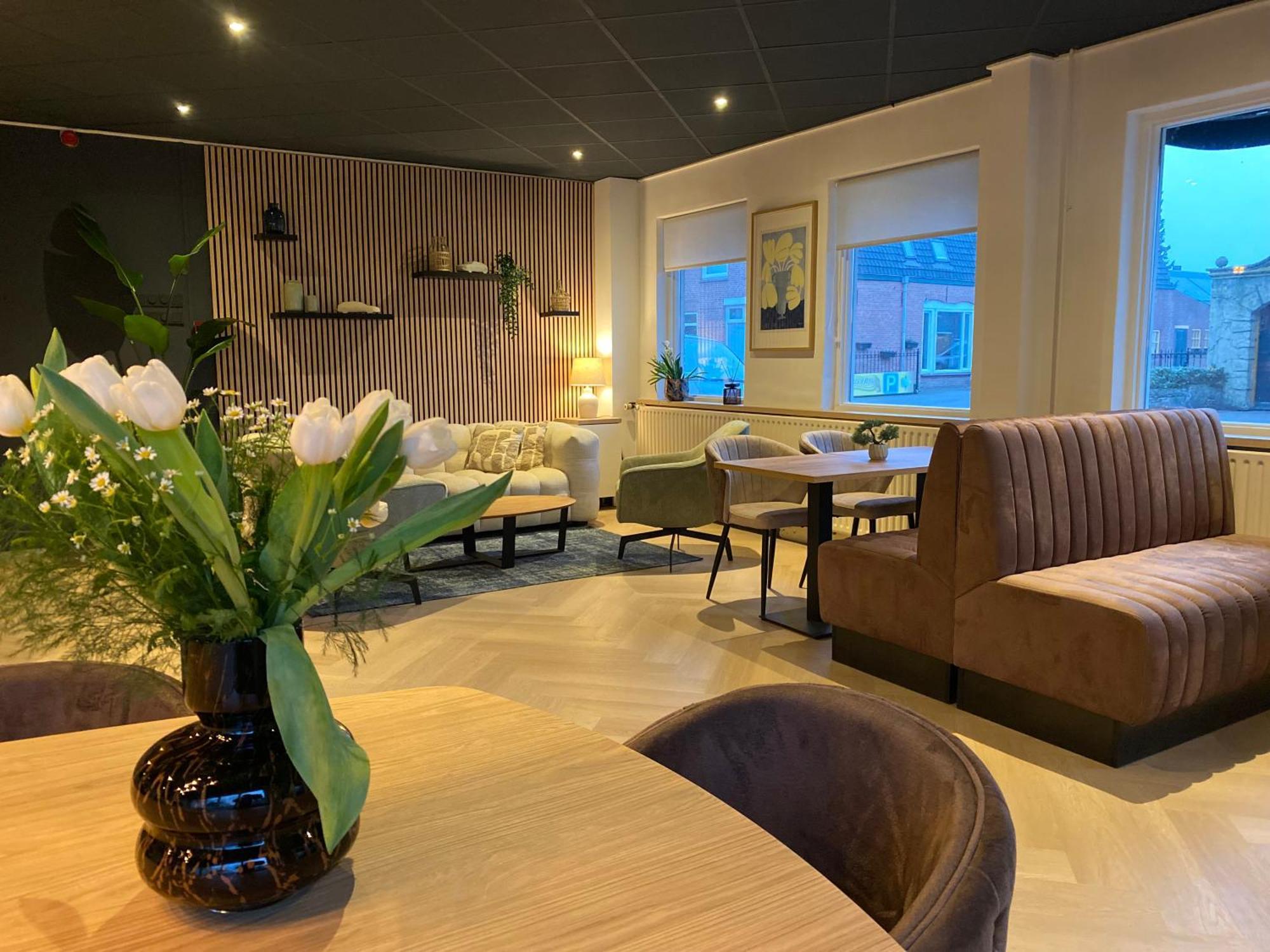Hotel Emilia Kaatsheuvel Ngoại thất bức ảnh