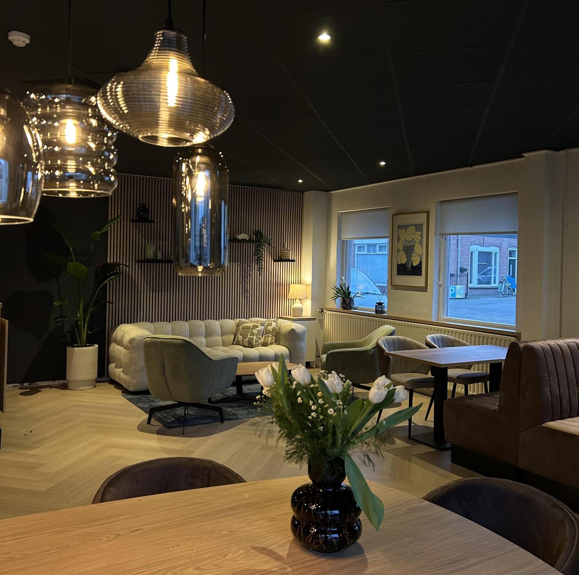 Hotel Emilia Kaatsheuvel Ngoại thất bức ảnh