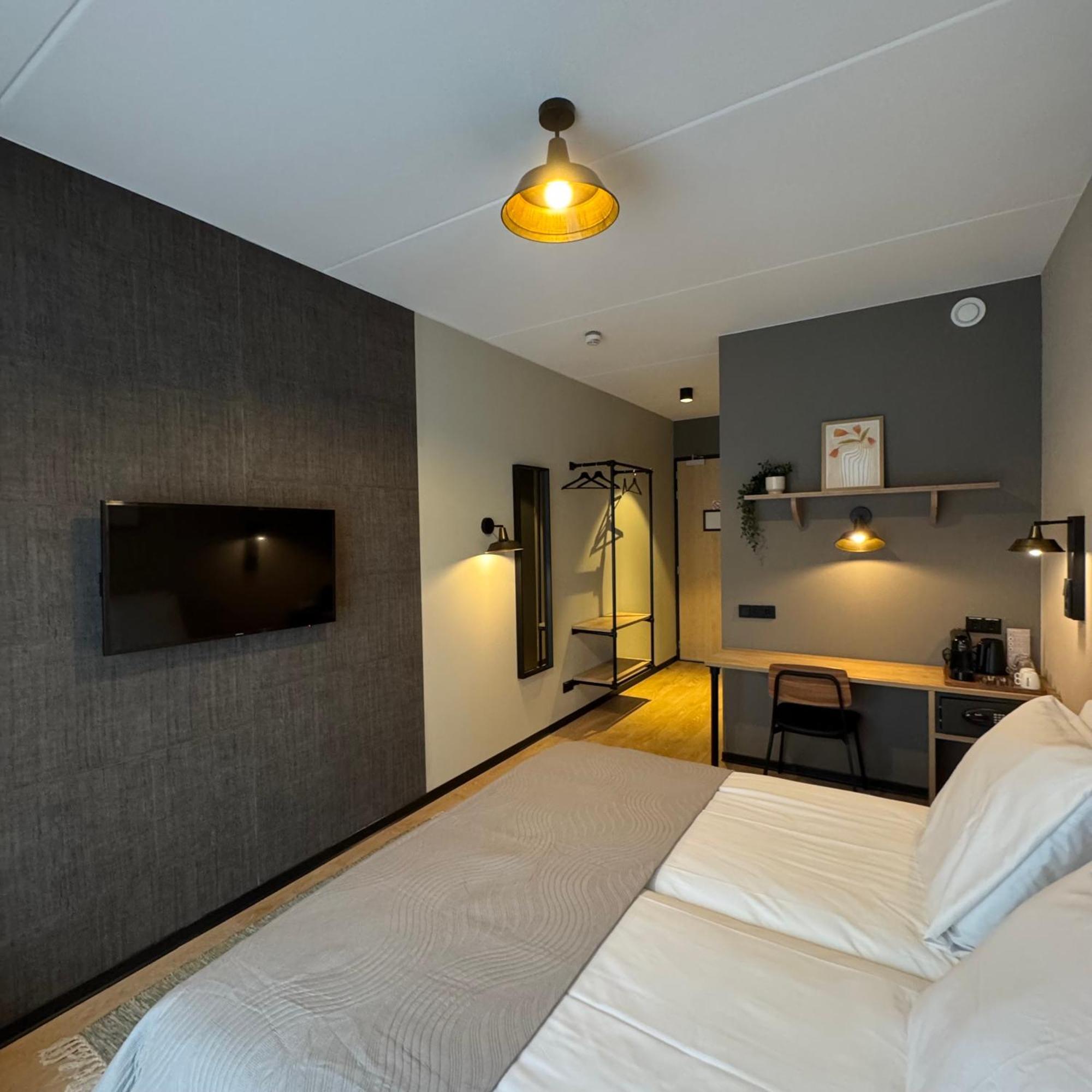 Hotel Emilia Kaatsheuvel Ngoại thất bức ảnh