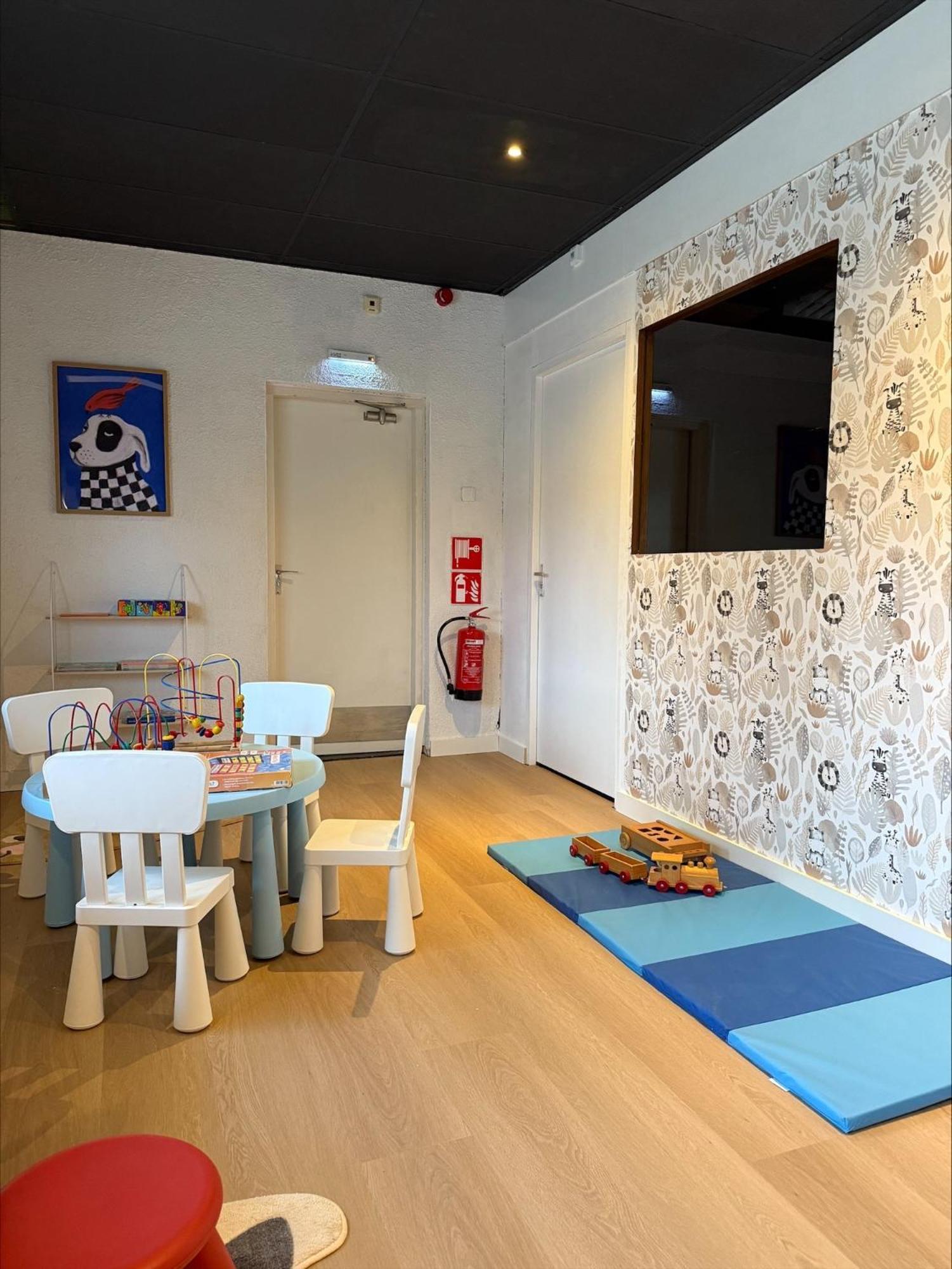 Hotel Emilia Kaatsheuvel Ngoại thất bức ảnh