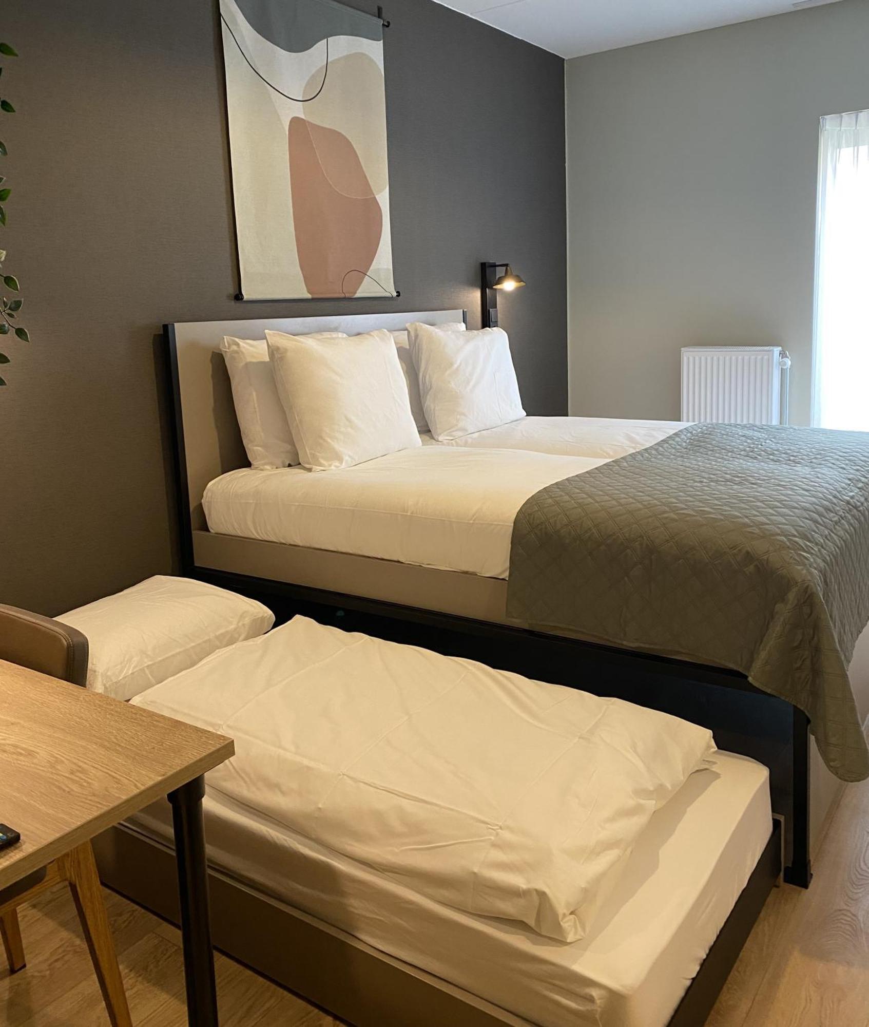Hotel Emilia Kaatsheuvel Ngoại thất bức ảnh