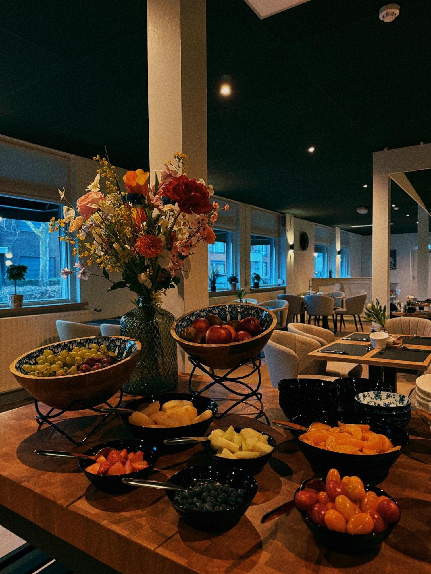 Hotel Emilia Kaatsheuvel Ngoại thất bức ảnh